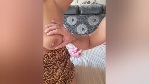 cat_bars69 free recording from 2025-10-16 08:40:00