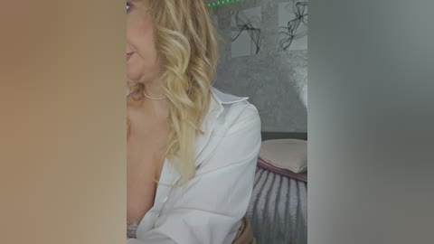 charlizetheron free recording from 2025-10-16 06:42:00