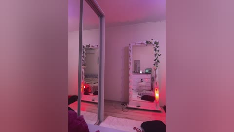 alise8881 free recording from 2025-10-18 19:57:00