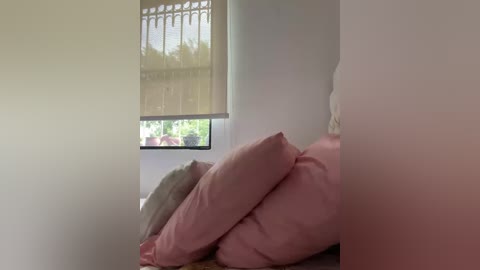 sallyeleins free recording from 2025-10-18 12:55:00