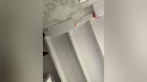 sallyeleins free recording from 2025-10-18 18:26:00