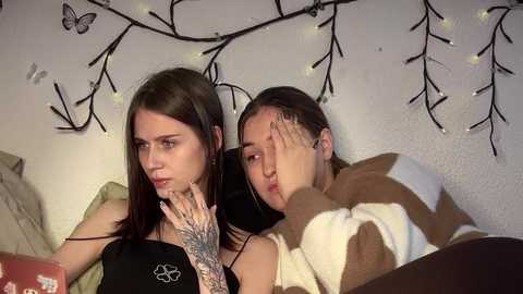 2love_love2 free recording from 2025-10-21 10:08:00