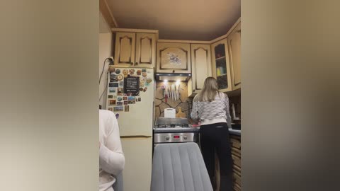 _breid_1 free recording from 2025-10-21 18:51:00