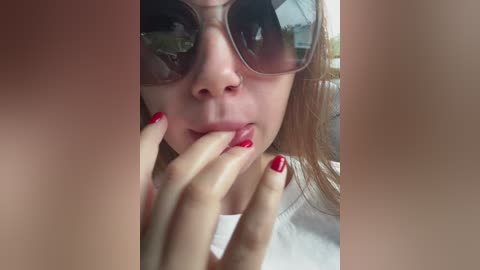 _leiaproseccina_ free recording from 2025-10-22 08:30:00