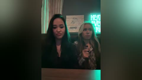 emyeva free recording from 2025-10-22 18:21:00