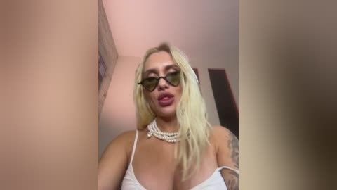 tvoyasamka77 free recording from 2025-10-22 07:15:00