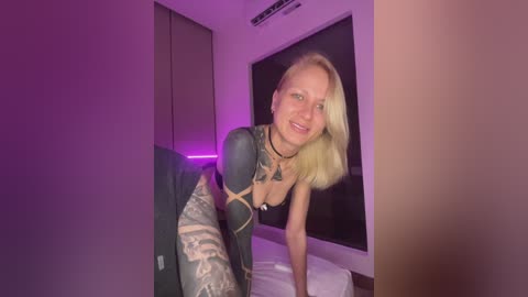 twins666 free recording from 2025-10-23 00:27:00