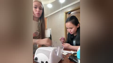 emyeva free recording from 2025-10-24 07:26:00