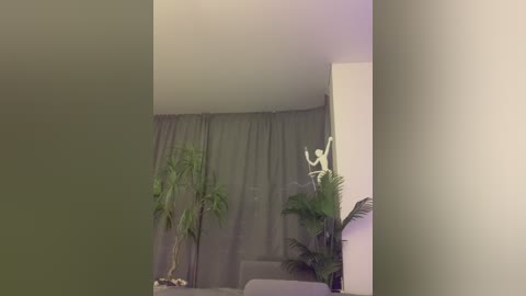 stasya_moor free recording from 2025-10-26 19:42:00