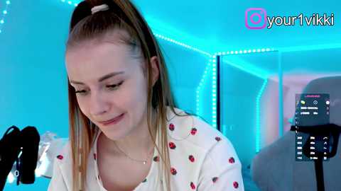 _vikkil0vescheese_ free recording from 2025-10-27 05:02:00