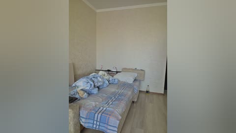 alex80_201 free recording from 