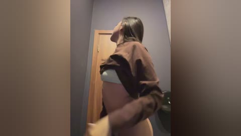 sasha_orlova free recording from 2025-10-31 15:45:00