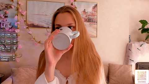 crimsonaura free recording from 2025-11-01 10:00:00