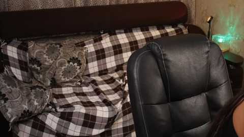 sexlove12002 free recording from 2025-11-01 04:50:00