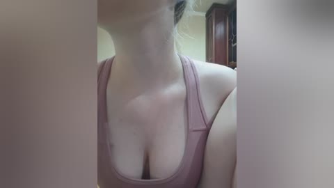 belosneshkaaaaaa free recording from 2026-04-14 02:45:00