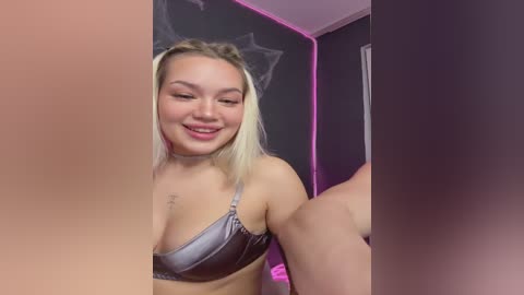 james_eva0 free recording from 2025-11-02 18:24:00