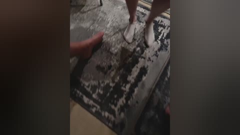 feeeros free recording from 2026-04-14 02:03:00