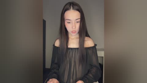 akadori free recording from 2026-04-14 02:42:00