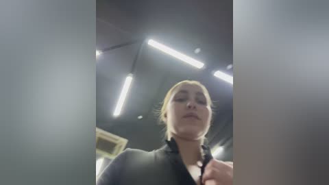 adelaida1001 free recording from 2025-11-05 15:33:00