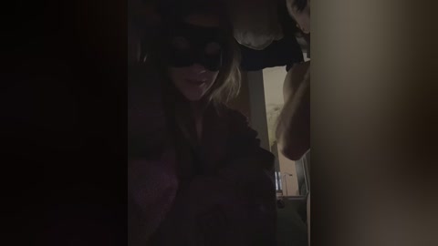 gayechka_boltik free recording from 2025-11-05 22:19:00