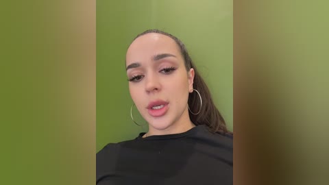 sasha_orlova free recording from 2025-11-05 15:00:00