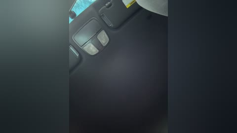 _maybebaby_ free recording from 2025-11-07 12:05:00