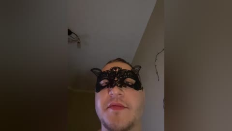 lisa69_mur free recording from 2025-11-09 22:15:00