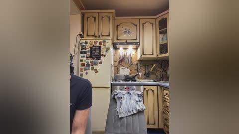 _breid_1 free recording from 2025-11-10 00:06:00