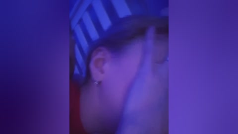 chelsi16 free recording from 2025-11-10 06:20:00