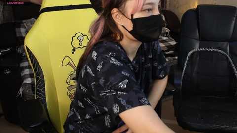 sexlove12002 free recording from 2025-11-10 08:37:00