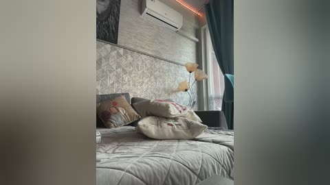 _saharochek_ free recording from 2025-11-11 09:17:00