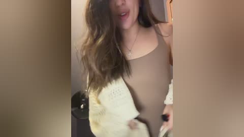 sasha_orlova free recording from 2025-11-13 17:51:00