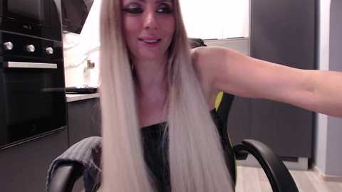 blondalina free recording from 2025-11-16 05:40:00