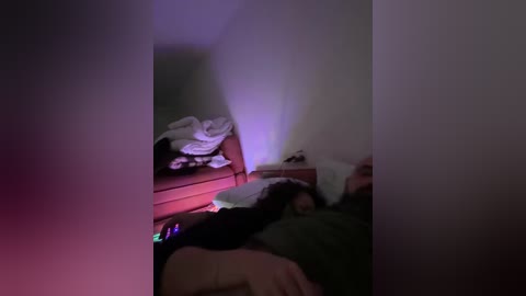 flora8845 free recording from 2025-11-16 14:15:00