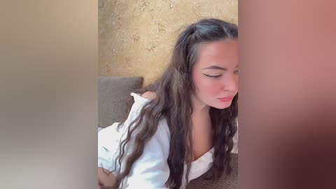 3hotandyoung3 free recording from 2025-11-17 08:34:00