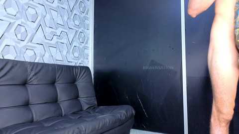 big_sensation free recording from 2025-11-20 05:27:00