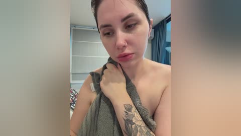 _leiaproseccina_ free recording from 2025-11-21 04:25:00