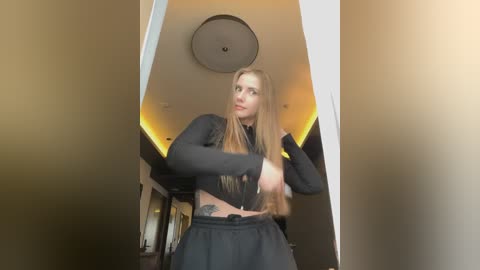 _vikkil0vescheese_ free recording from 2025-11-22 08:34:00