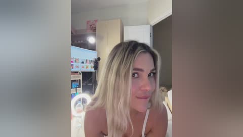 _dirty_bitch free recording from 2025-11-23 21:54:00