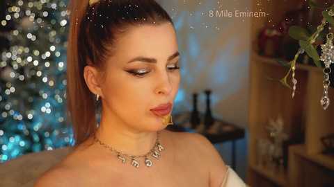 _queen_maria_ free recording from 2025-11-25 00:07:00