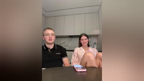 danielasweet free recording from 2026-04-14 02:42:00