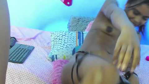 hotduominds free recording from 2026-04-15 00:34:00