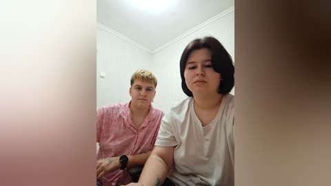 2lesbians free recording from 