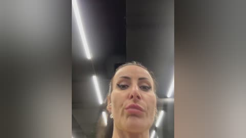 _annamaria_ free recording from 2025-12-05 01:41:00