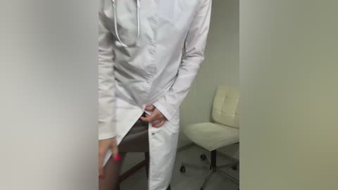 adelaida1001 free recording from 2025-12-05 01:41:00