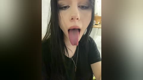 emog1rl free recording from 2026-04-14 02:21:00