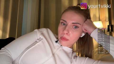 _vikkil0vescheese_ free recording from 2025-12-05 01:41:00