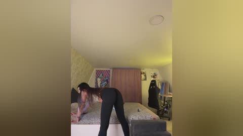 _maybebaby_ free recording from 2025-12-05 01:41:00