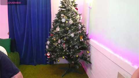 alisaaleks free recording from 2025-12-05 17:27:00