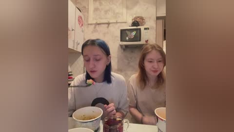 mayadashaaa free recording from 2025-12-05 01:41:00